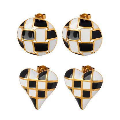 18K gold novel trendy heart-shaped/circular with black and white plaid design all-match earrings