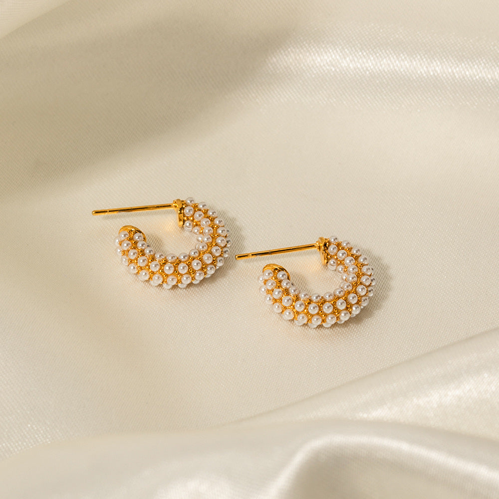 18k Gold Noble and Novelty C-Shaped Earrings Encrusted with Pearls