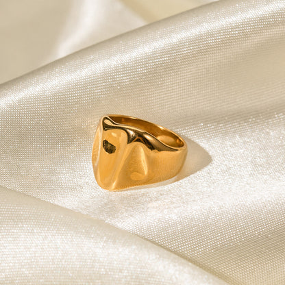 18K gold trendy simple wide hammer pattern design ring