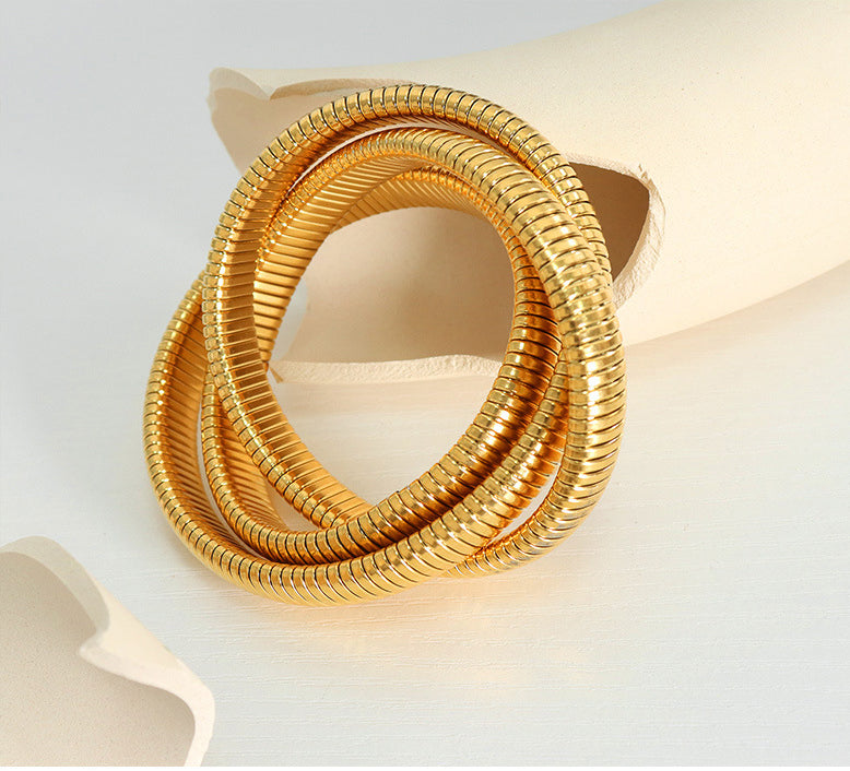 18K gold fashionable three-layer interlocking thread design simple style bracelet