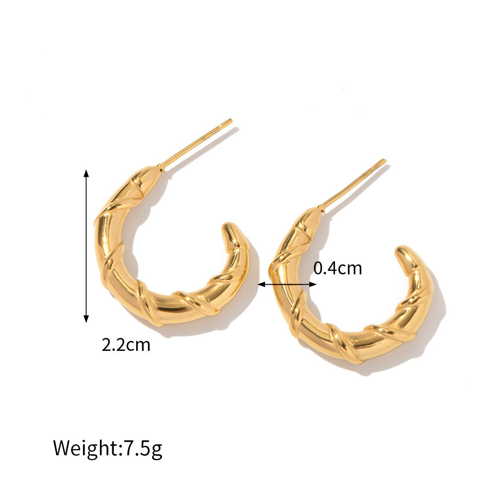 18K Gold Trendy Chic C-shaped Winding Thick Line Design Versatile Earrings