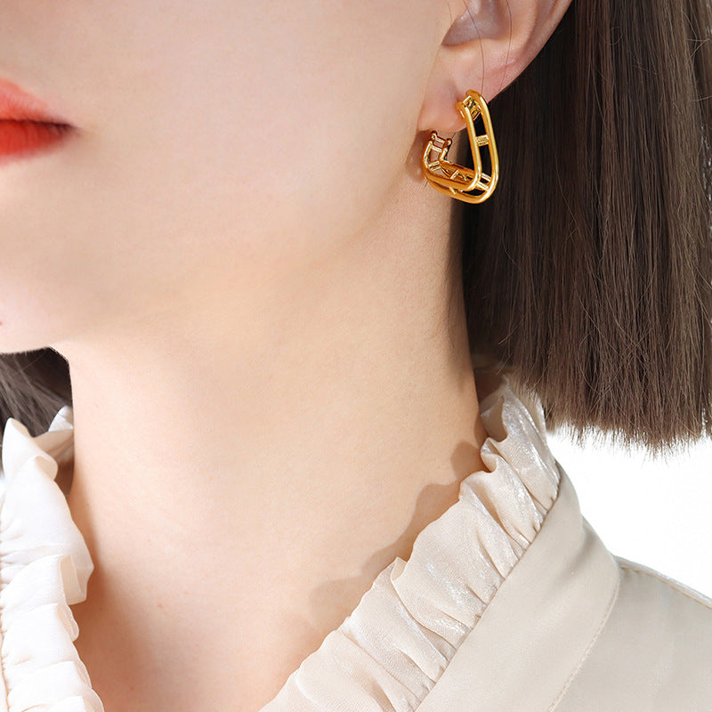 18K Gold Exquisite Simple Hollow Triangular Multi-layer Stitching Design Versatile Earrings