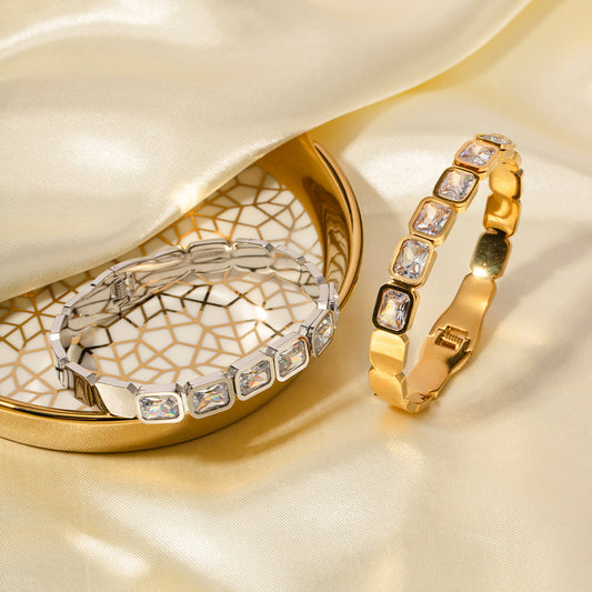Exquisites und schillerndes Armband im leichten Luxusstil aus 18-karätigem Gold mit Zirkon-Design