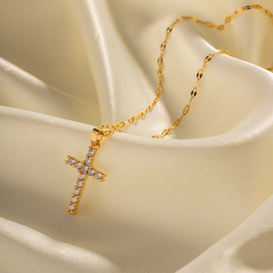 18K Gold Exquisite Simple Inlaid White Zircon Cross Design Versatile Pendant Necklace