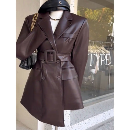 Manteau en cuir rétro à la mode pour femme