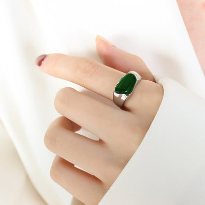 18K gold vintage simple inlaid irregular emerald gemstone design ring