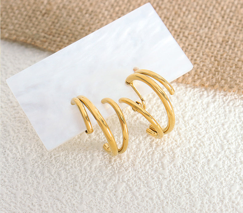 18K Gold Simple and Atmospheric Irregular C-shaped Design Versatile Earrings