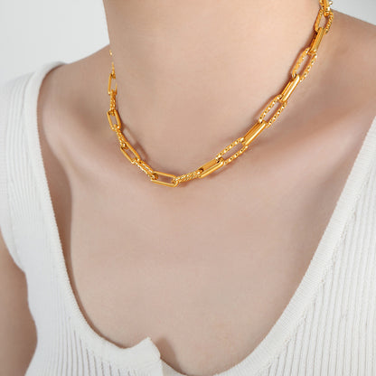 18K gold simple and elegant twist chain design necklace and bracelet set