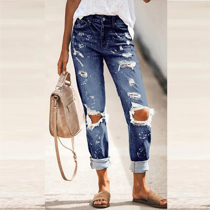 Gerade Damen Jeans mit Rissen von European Goods