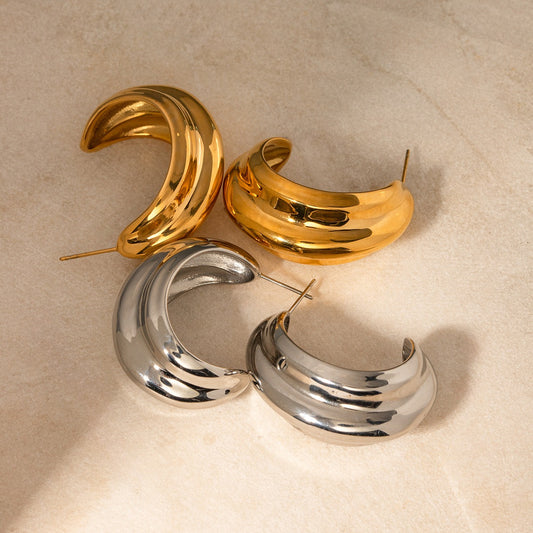Klassische, schlichte C-förmige Design-Ohrringe aus 18-karätigem Gold