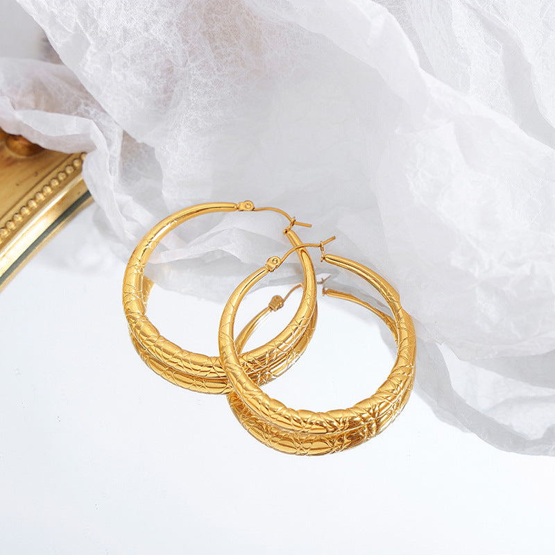 18K Gold Fashion Simple Circle Design Versatile Earrings