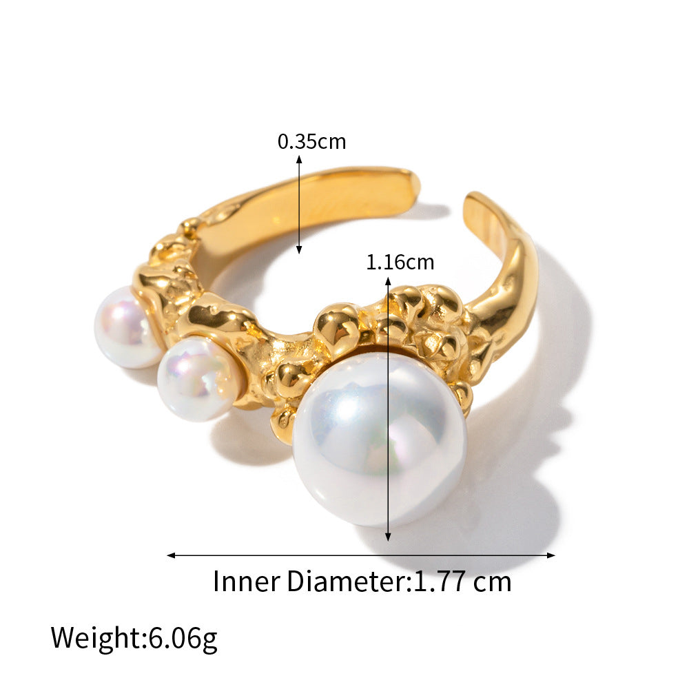 18K Gold Exquisite Noble Inlaid Pearl Open Design Ring