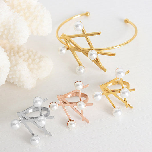 Ensemble de bracelets et bagues en or 18 carats, forme géométrique exagérée, incrustés de perles, style simple