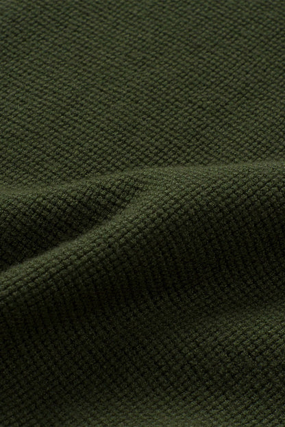 Pull en tricot uni à manches rayées vert