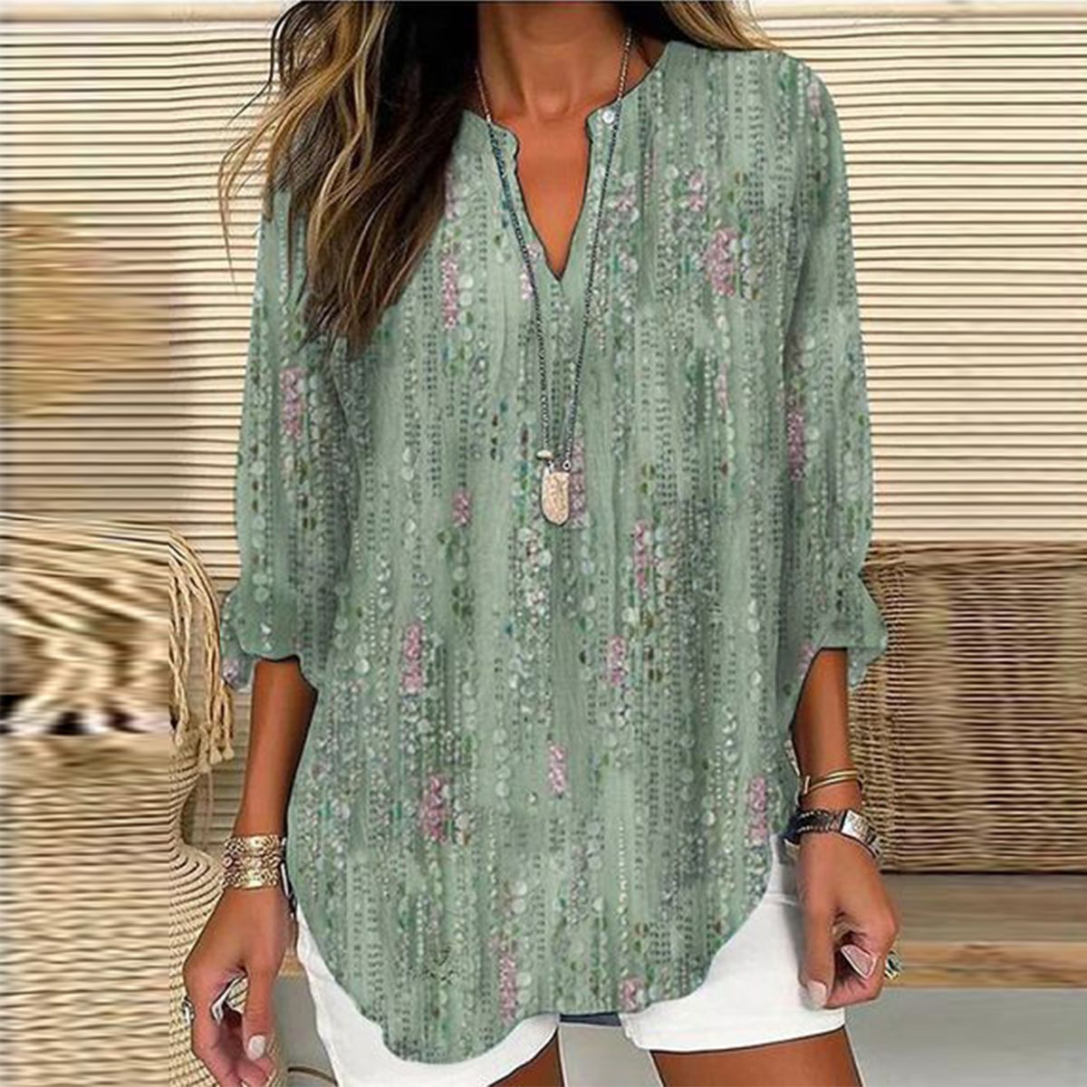 Small V-neck Long Sleeve Independence Day Floral Simple Casual Elegant T-shirt Long Sleeve