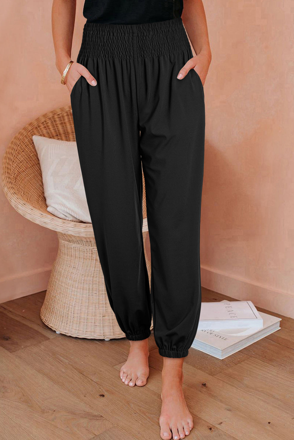 Pantalon de jogging taille haute smocké noir avec poches