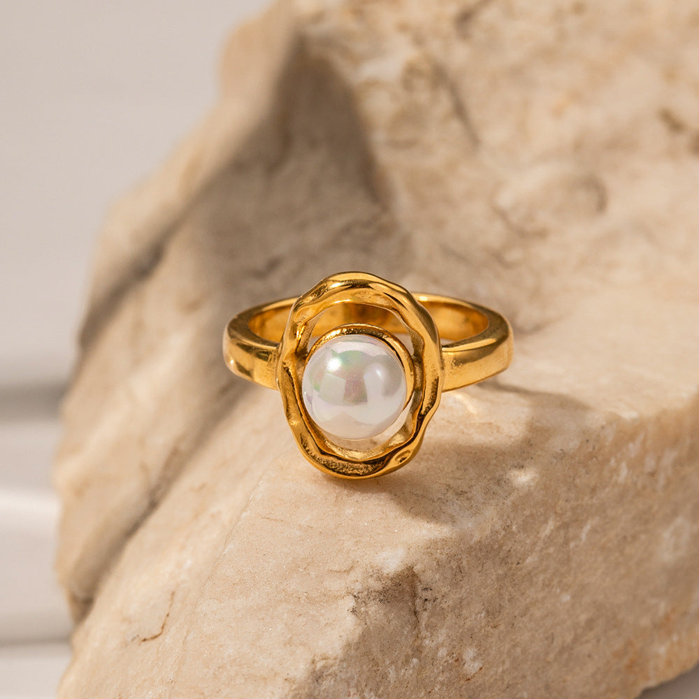 18K gold noble and elegant versatile ring inlaid with pearls