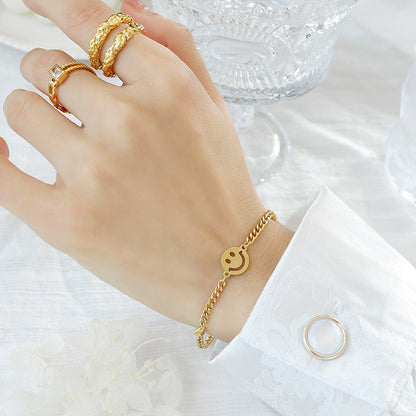 18K gold exquisite fashionable smiley design light luxury style bracelet