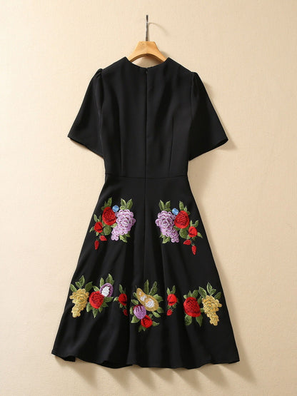 Women's Fashion Embroidered Flower Dress