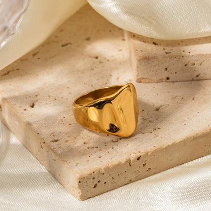 18K gold trendy simple wide hammer pattern design ring