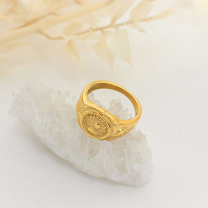 18K gold noble and elegant portrait relief design versatile ring