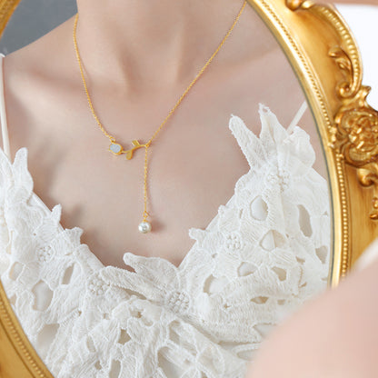 18K Gold Fashion Trend Rose Inlaid Gemstones with Pearl Tassel Design Versatile Necklace