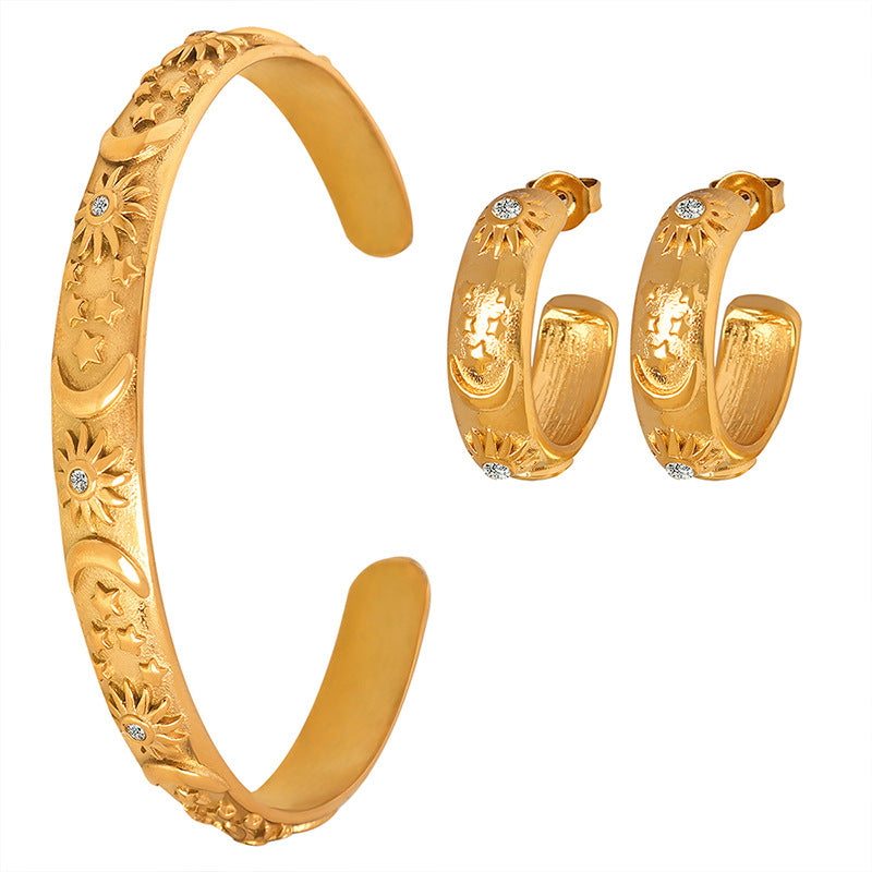 18K gold embossed star and moon pattern inlaid zircon design bracelet and earrings set