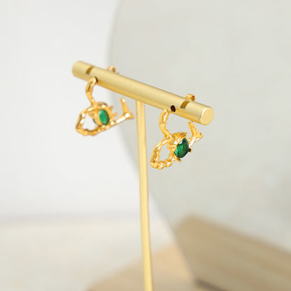 18K Gold Exquisite Dazzling Hollow Heart Inlaid Gemstone Design Versatile Earrings