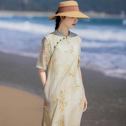 Travel Art Ramie Bedrucktes verbessertes Cheongsam Klassisches Stehkragenkleid mit mittellangen Ärmeln