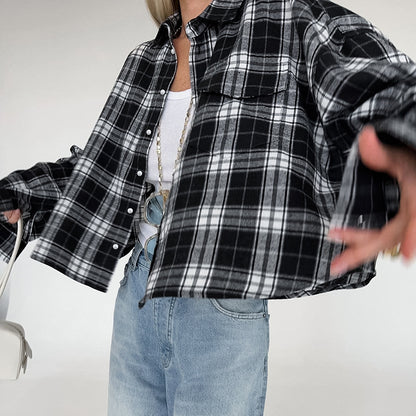 Chemise ample à motif de treillis noir et blanc pour femmes