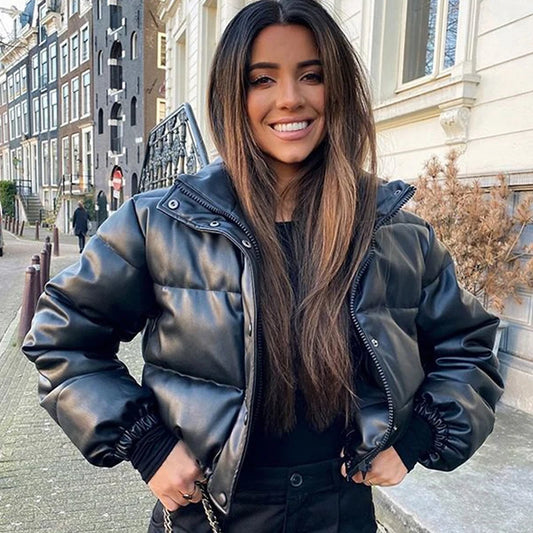 Veste bouffante courte et épaisse pour femme, parka en cuir PU noir, manteau élégant avec fermeture éclair, en coton rembourré, style rock, hiver 2023