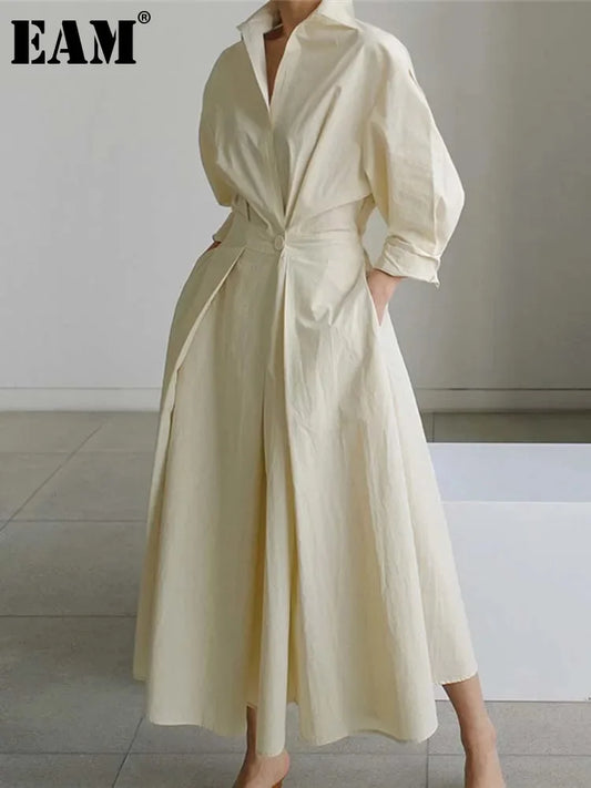 [EAM] femmes Beige plissé longue grande taille robe élégante nouveau revers à manches longues coupe ample mode marée printemps automne 2024 1DE91400