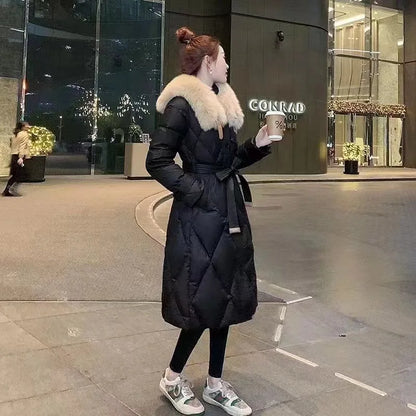 Winter Women Long White Duck Down Jacket 2024 New Luxury Design Large Fox Fur Collar Thick Warm Coats Elegant Windproof Outwear