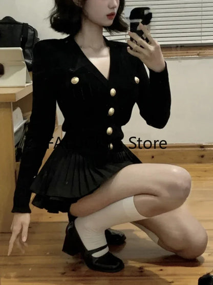 Robe élégante 2 pièces jupe ensemble bureau dame décontracté français haut tricoté + femmes fête Sexy Mini jupe mode coréenne été 2024