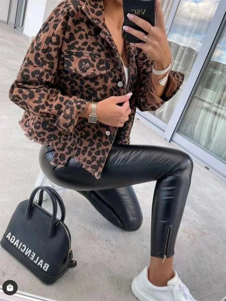 Vintage Denim Jacken für Frauen 2024 Neue Leopard Demin Jacke Trendy Langarm Schlank Winter Jacke Frauen Mäntel Freund Lose