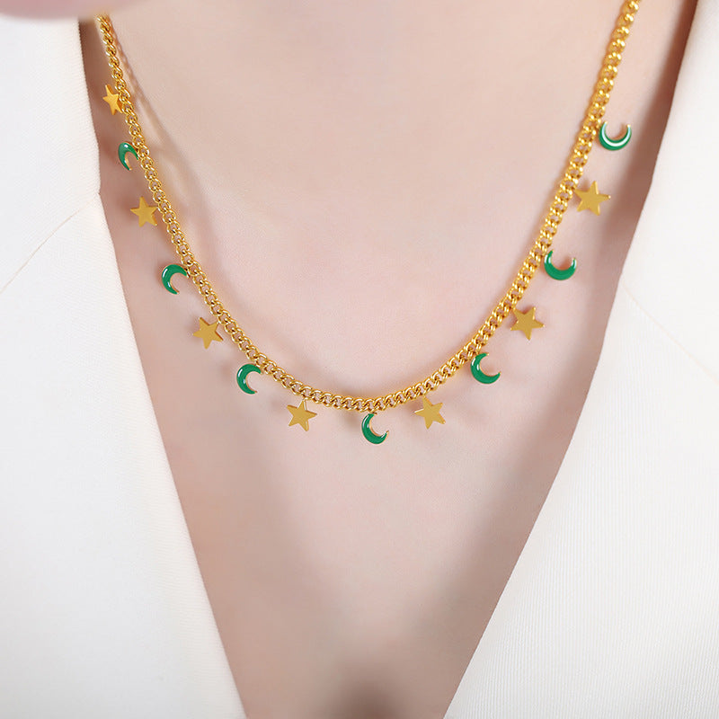 18K gold exquisite and noble star and moon design necklace and bracelet set