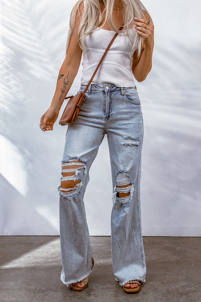 Himmelblaue Distressed-Jeans mit weitem Bein und ungesäumtem Saum in Acid-Waschung