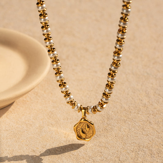 Pendentif irrégulier de mode classique en or 18 carats avec collier pendentif polyvalent au design de perles