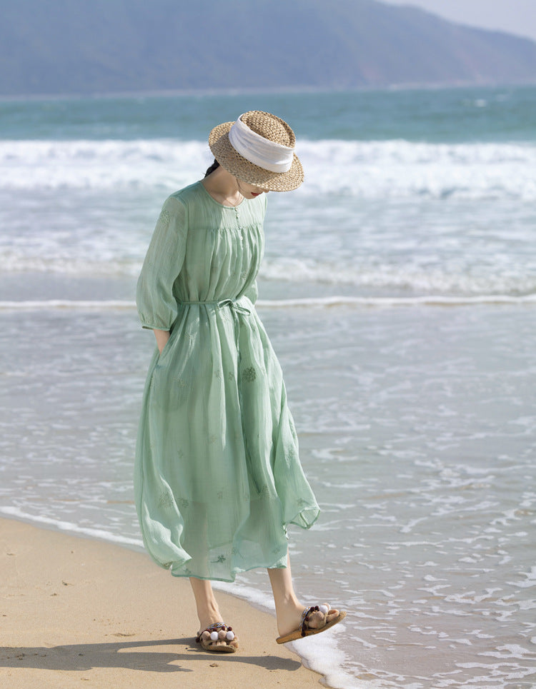 Robe de tourisme cool à manches mi-longues et fée brodée