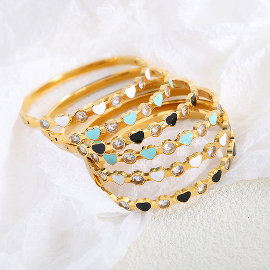 Bracelet classique en or 18 carats, à la mode, avec coutures en forme de cœur, design rond en zircon