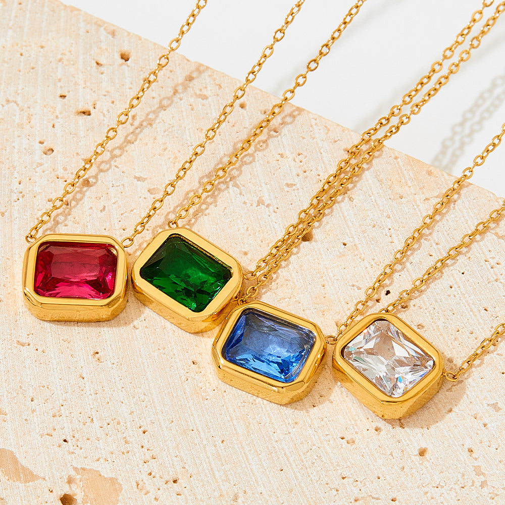 18K Gold Classic Retro Square Inlaid Zircon Design Simple Necklace