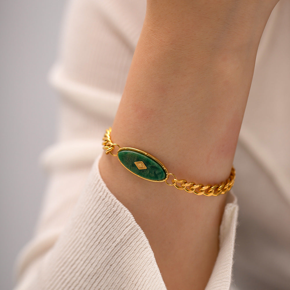 18K Gold Retro Simple Inlaid African Jade Design Versatile Bracelet