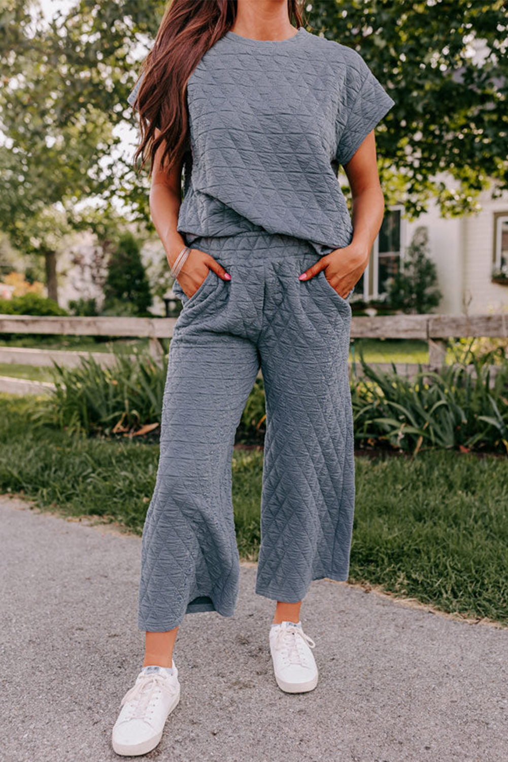 Ensemble vert matelassé avec haut à manches courtes et pantalon large