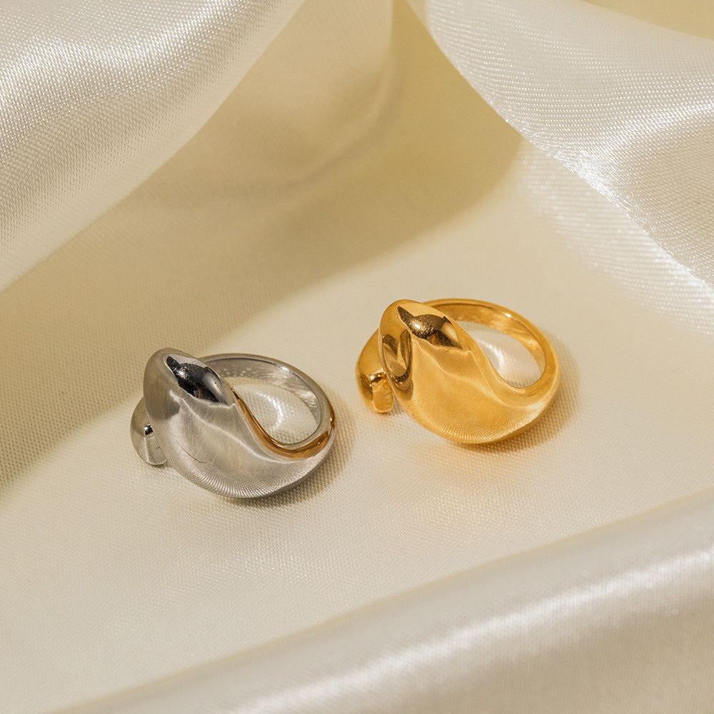 18K gold fashionable and simple drop-shaped design ring