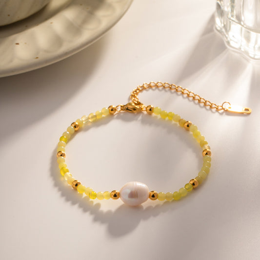 Bracelet polyvalent classique en or 18 carats avec perles d'eau douce assorties
