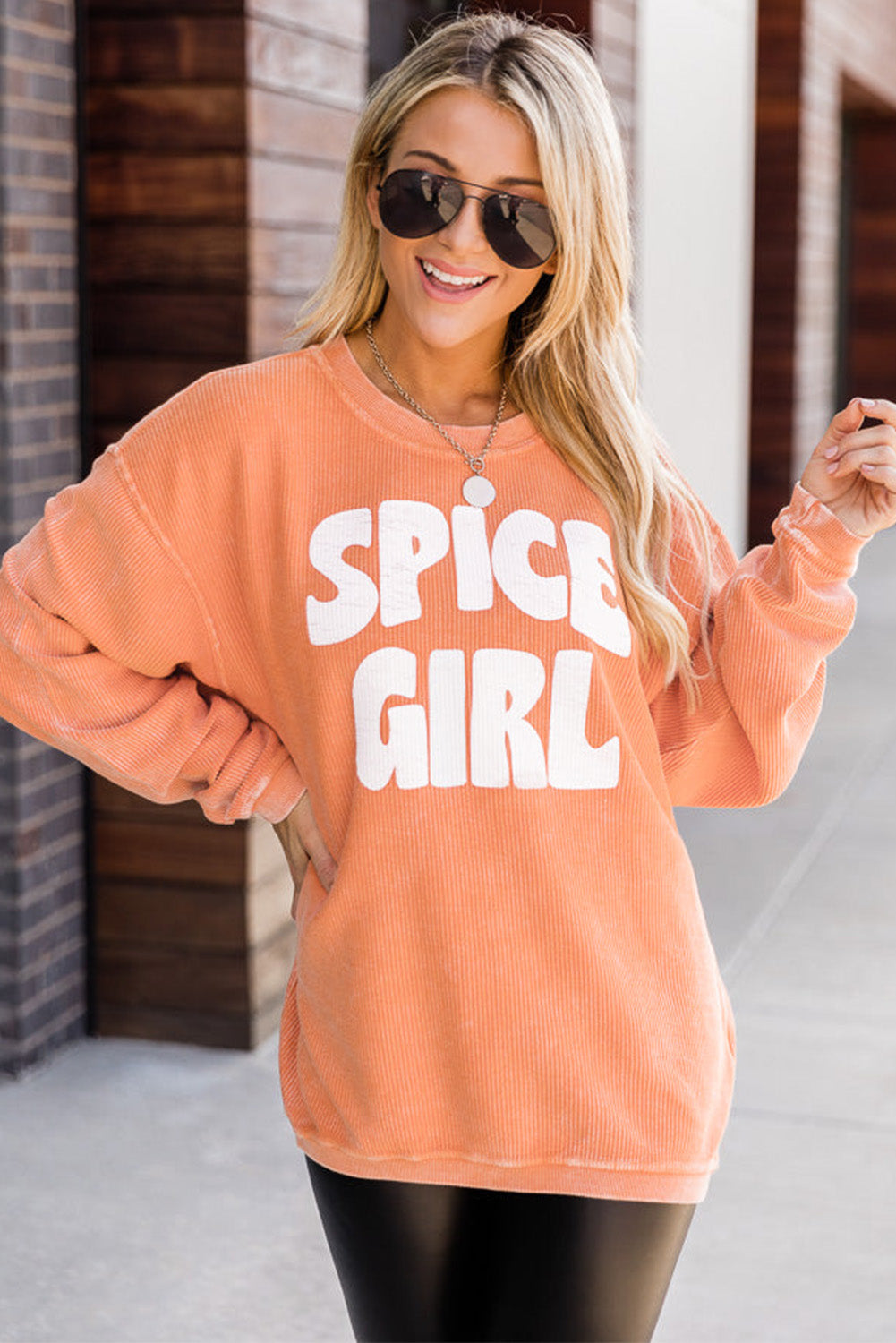 Orangefarbenes, schnurgebundenes SPICY GIRL Grafik-Sweatshirt