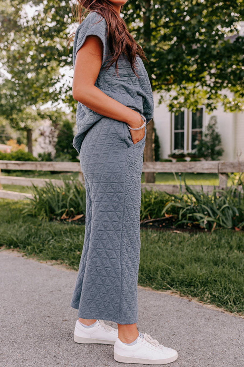 Ensemble vert matelassé avec haut à manches courtes et pantalon large