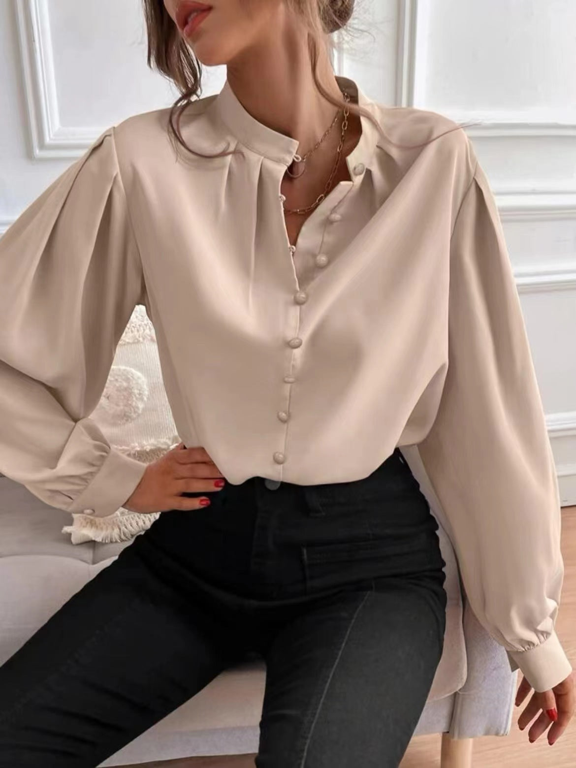 Chemise pour femme à simple boutonnage, couleur unie, col rond, manches longues