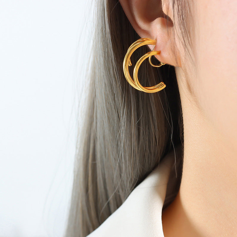 18K Gold Simple and Atmospheric Irregular C-shaped Design Versatile Earrings