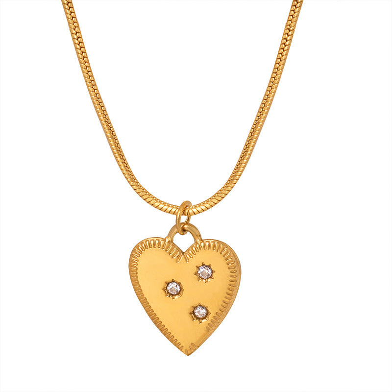 18K gold light luxury and noble love necklace with diamond design and simple style